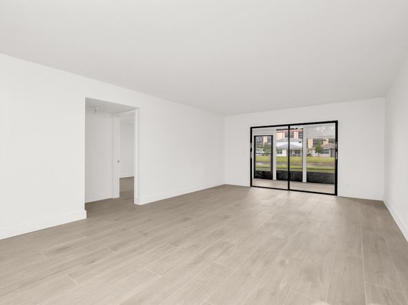 7290 Kinghurst Drive 102, Delray Beach FL 33446