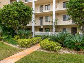 7290 Kinghurst Drive 102, Delray Beach FL 33446