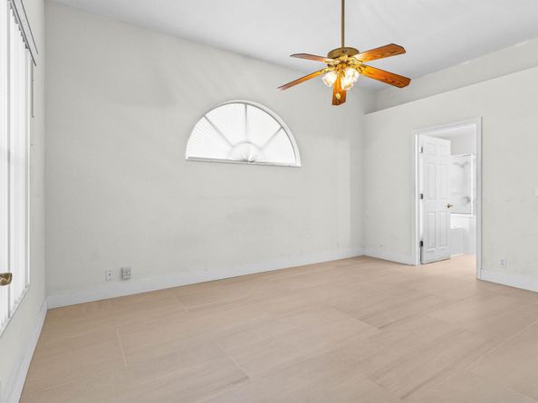 2239 Soundings Court, Greenacres FL 33413