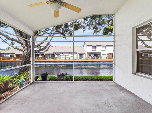 2239 Soundings Court, Greenacres FL 33413