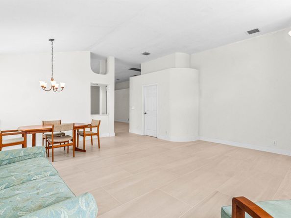 2239 Soundings Court, Greenacres FL 33413