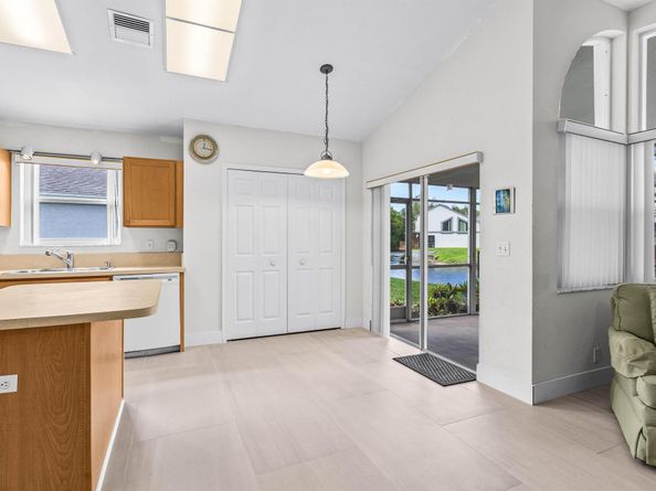 2239 Soundings Court, Greenacres FL 33413