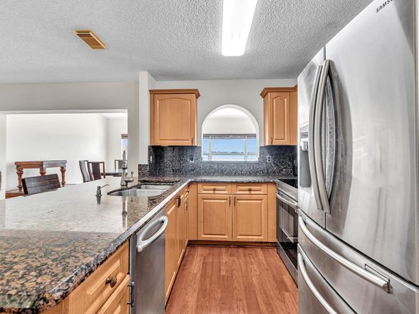 3218 W Buena Vista Dr, Margate FL 33063