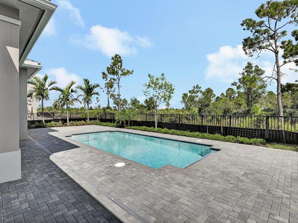 10104 Timber Creek Way, Palm Beach Gardens FL 33412