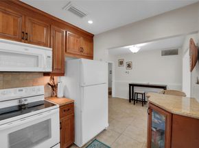 2617 SW Natura Ave, Deerfield Beach FL 33441