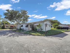 2617 SW Natura Ave, Deerfield Beach FL 33441