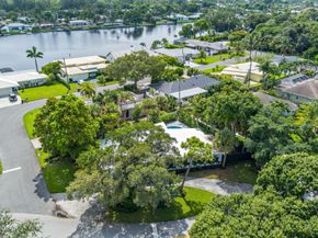 7512 W Lake Drive, Lake Clarke Shores FL 33406