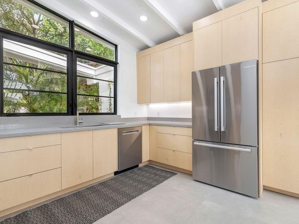 7512 W Lake Drive, Lake Clarke Shores FL 33406