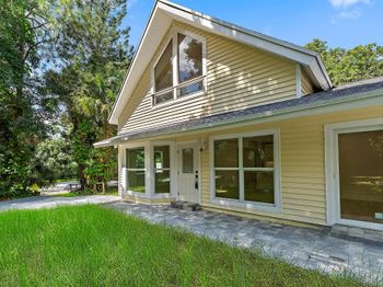 16655 105th Drive N