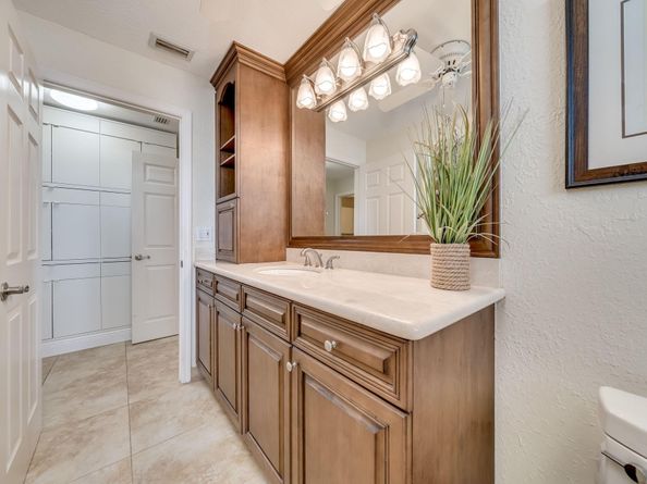 12422 Classic Dr, Coral Springs FL 33071