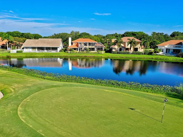 12422 Classic Dr, Coral Springs FL 33071