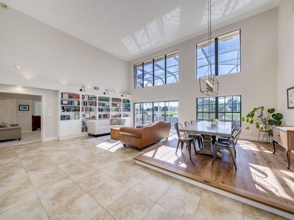 12422 Classic Dr, Coral Springs FL 33071