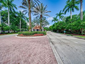 12422 Classic Dr, Coral Springs FL 33071