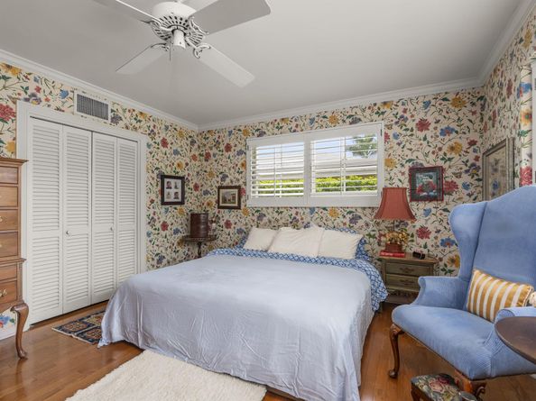 241 Via Linda, Palm Beach FL 33480