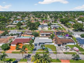 7641 NW 6th Ct, Pembroke Pines FL 33024