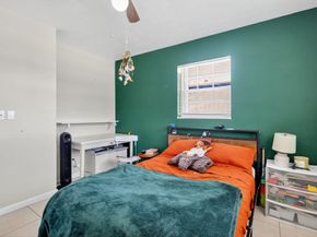 7641 NW 6th Ct, Pembroke Pines FL 33024