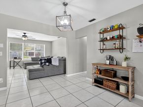 7641 NW 6th Ct, Pembroke Pines FL 33024