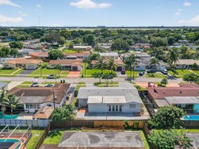 7641 NW 6th Ct, Pembroke Pines FL 33024