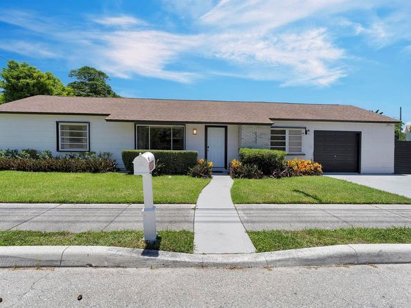 2301 Ridgeway Avenue, West Palm Beach FL 33401