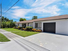 2301 Ridgeway Avenue, West Palm Beach FL 33401