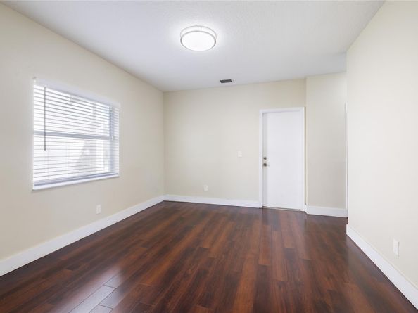 1512 SW 106th Ave, Pembroke Pines FL 33025