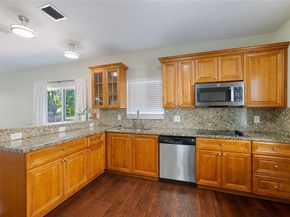 1512 SW 106th Ave, Pembroke Pines FL 33025