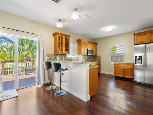 1512 SW 106th Ave, Pembroke Pines FL 33025