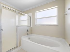 1512 SW 106th Ave, Pembroke Pines FL 33025
