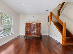1512 SW 106th Ave, Pembroke Pines FL 33025