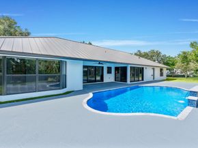 15555 De Havilland Court, Wellington FL 33414