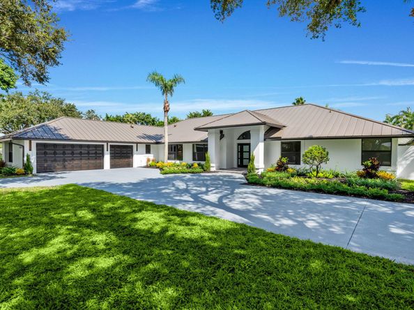 15555 De Havilland Court, Wellington FL 33414