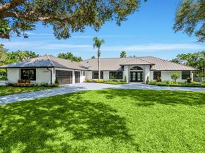15555 De Havilland Court, Wellington FL 33414