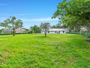 15555 De Havilland Court, Wellington FL 33414