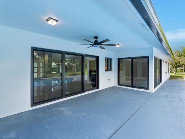 15555 De Havilland Court, Wellington FL 33414