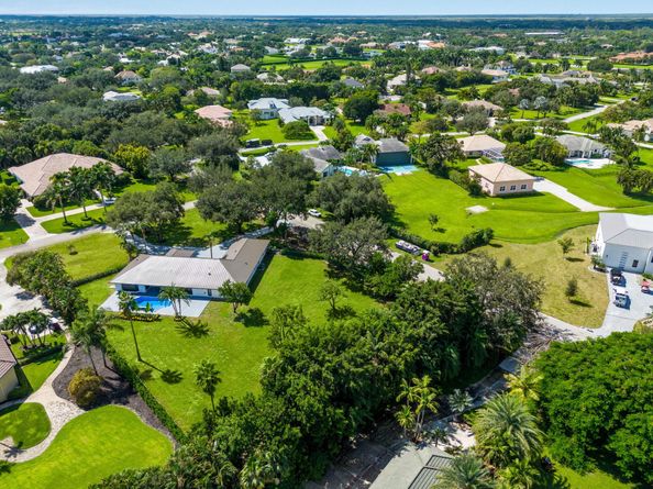 15555 De Havilland Court, Wellington FL 33414