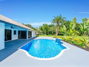 15555 De Havilland Court, Wellington FL 33414