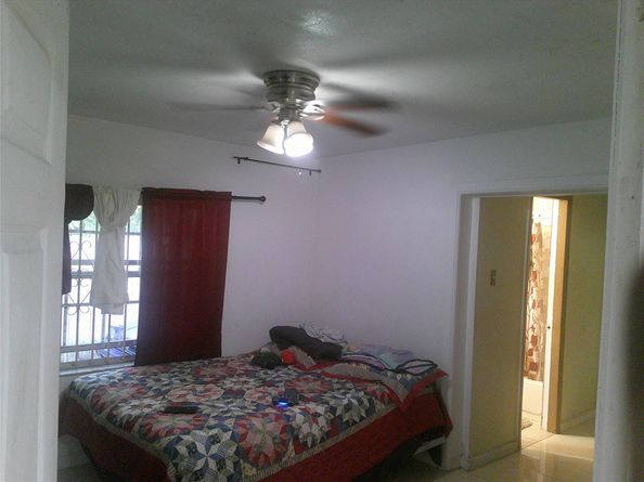 670 NW 194th Ter, Miami FL 33169