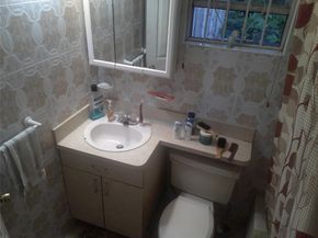 670 NW 194th Ter, Miami FL 33169
