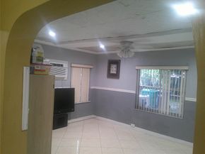 670 NW 194th Ter, Miami FL 33169