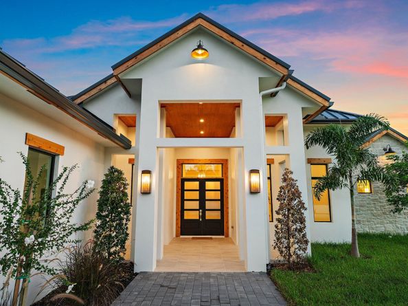 7528 169th Place N, Palm Beach Gardens FL 33418