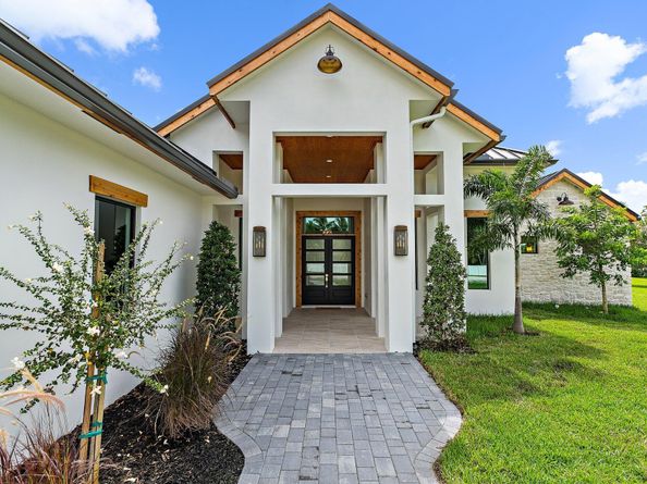 7528 169th Place N, Palm Beach Gardens FL 33418