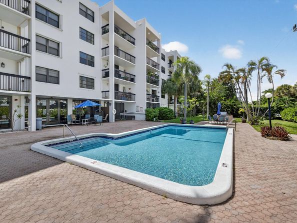 2707 NE 14th St Cswy 401, Pompano Beach FL 33062
