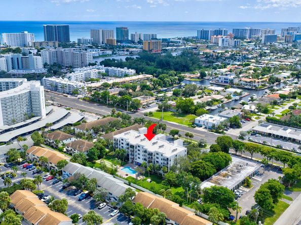 2707 NE 14th St Cswy 401, Pompano Beach FL 33062