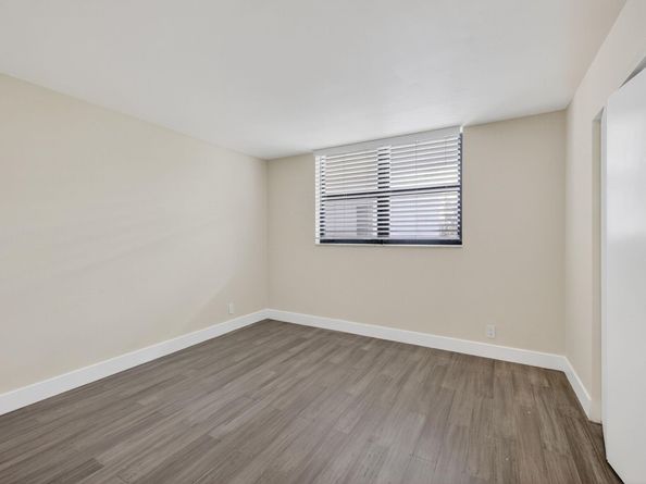 2707 NE 14th St Cswy 401, Pompano Beach FL 33062