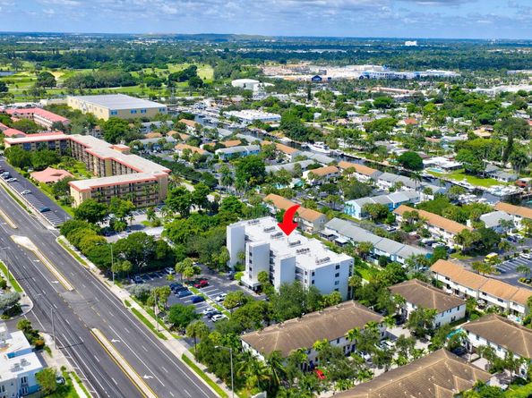 2707 NE 14th St Cswy 401, Pompano Beach FL 33062