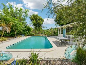 221 NE 17th Street, Delray Beach FL 33444