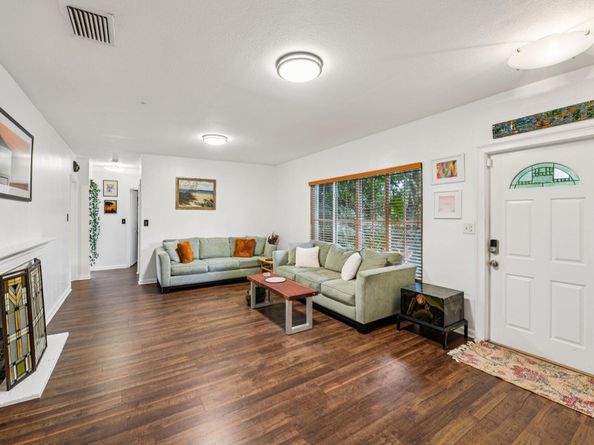 221 NE 17th Street, Delray Beach FL 33444