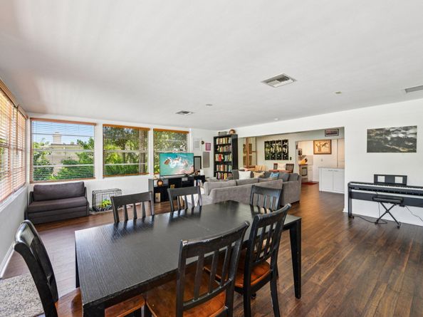 221 NE 17th Street, Delray Beach FL 33444