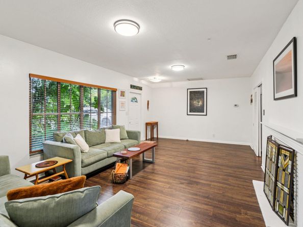 221 NE 17th Street, Delray Beach FL 33444