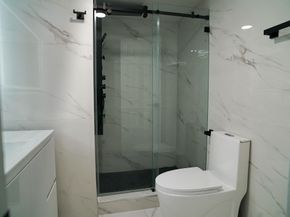 2780 N Pine Island Rd 211, Sunrise FL 33322